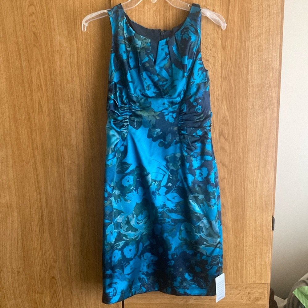 Adrianna Papell Blue Floral Sleeveless Knee-Length Dress